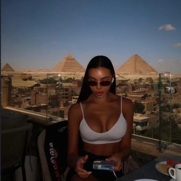 Pyramids Heart, hotel din Cairo