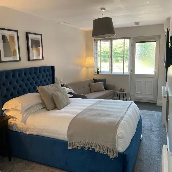 Central Apartments Cannock, hotel di Cannock