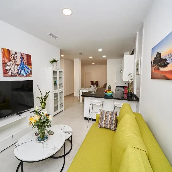 Casa Florence, céntrica en Nerja, hotel em Nerja