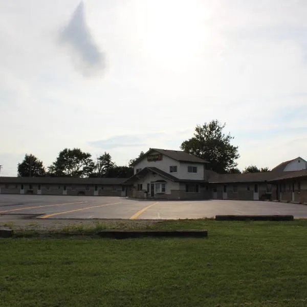 The Perrysburg Budget Inn, hotel em Millbury