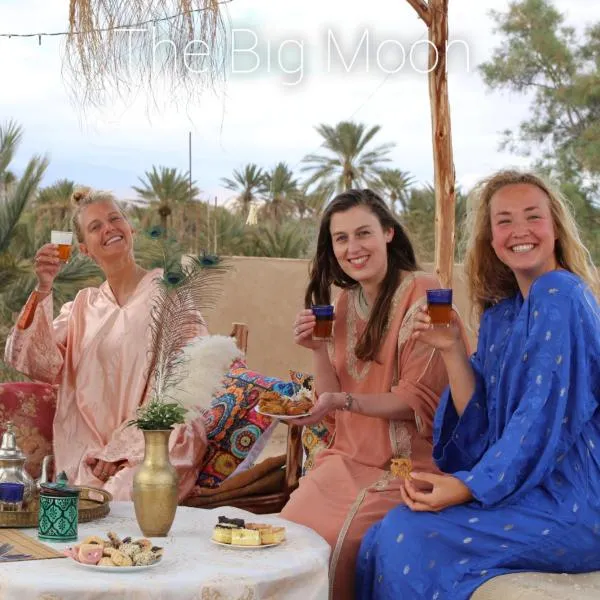 The Big Moon, Hotel in Skoura