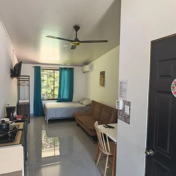 Apartamento en la naturaleza a 35 min de la playa, hotel u gradu Santa Cruz