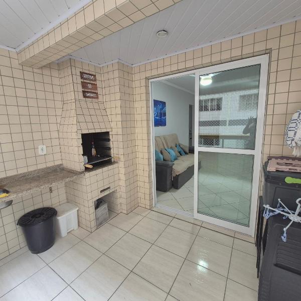 Apt amplo Familiar Praia Grande