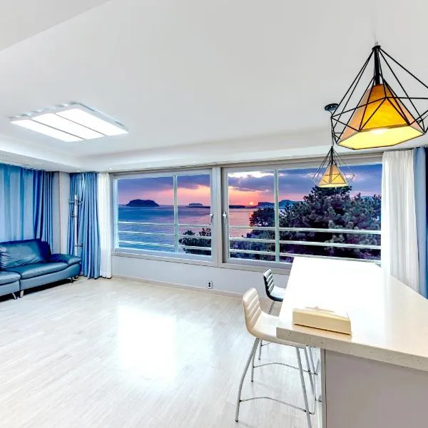 The Bay Jeju Resort, hotel di Seogwipo