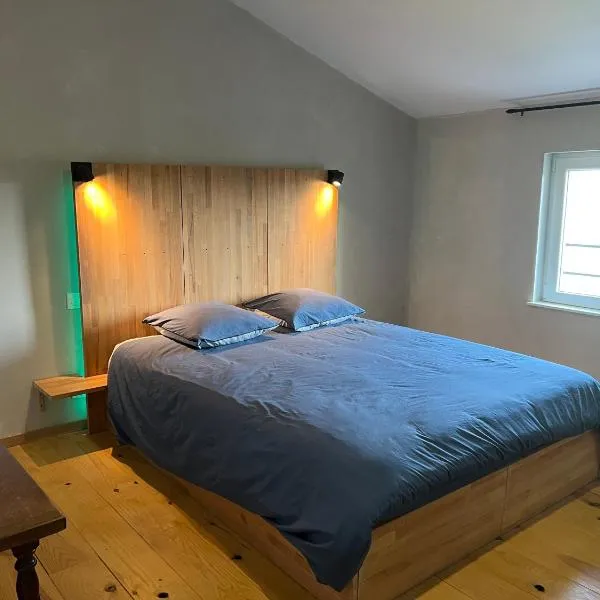 Au point du jour Ch2、Récourt-le-Creuxのホテル