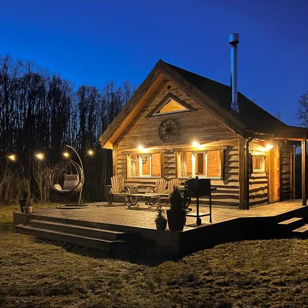 Hobu House - a Cozy, Private Cabin by the Forest near Haapsalu, готель у місті Хаапсалу