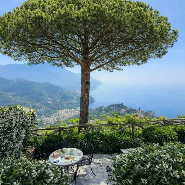 La Dolce Vita Ravello - Family Two-Bedroom Apartment with Sea View Terrace, готель у місті Равелло