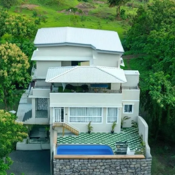 EKOSTAY - Alpine Villa, hotel di Alibaug