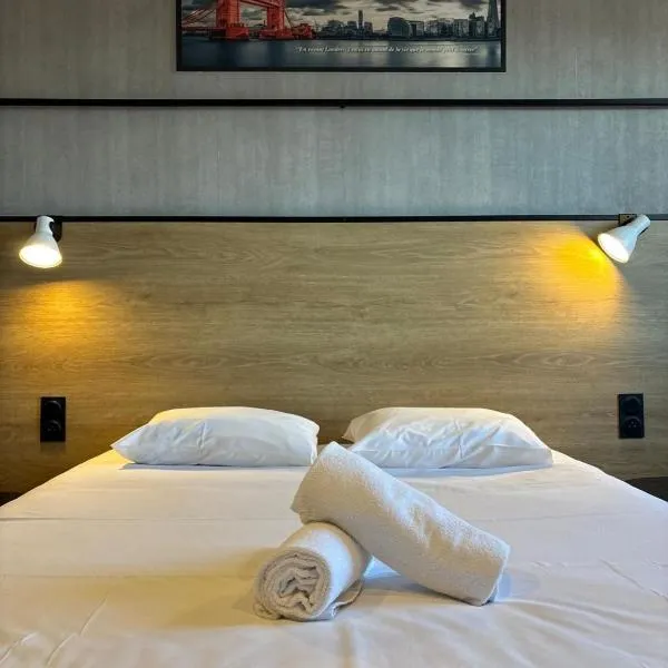 IBIS Cannes Mouans Sartoux Piscine parking gratuit, hotel din Mouans-Sartoux