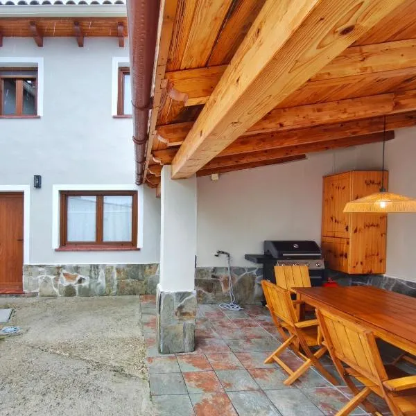 La Casa de Piña de Esgueva - Casa Asensio, hotel in Piña de Esgueva
