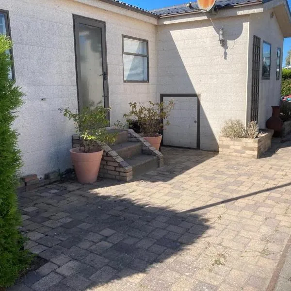 Vakantiehuisje aan het Veluwemeer, hotel a Elburg