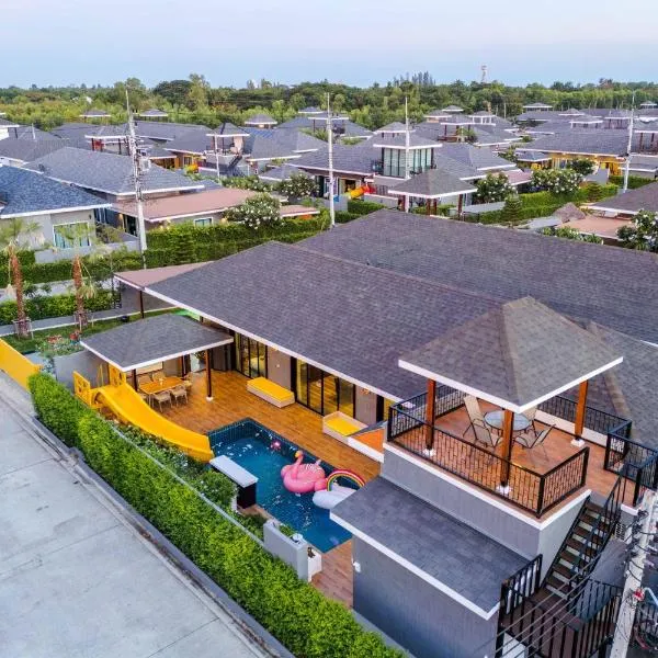 Breeze Casa Private Pool Villas, ξενοδοχείο σε Nikhom Sang Ton Eng Khuan Phet