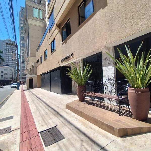 Apartamento a 200m Praia 2 Quartos, Garagem, Wi-Fi Balneário Camboriú