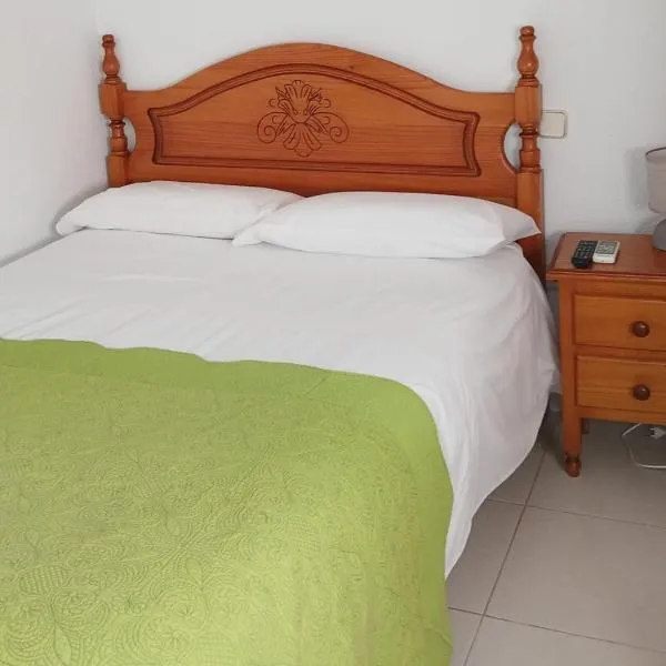 Hospedium Hostal Restaurante El Mirador de Atienza, hotel v destinácii Atienza