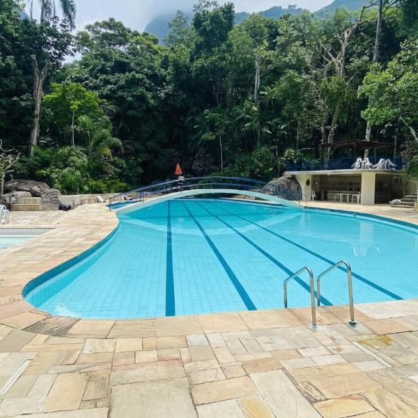 Refugio em Sao Conrado Piscina Lazer e Natureza