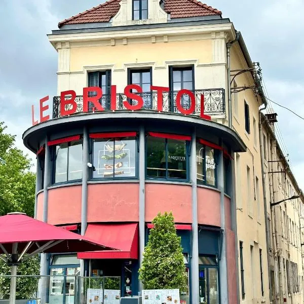 Le Bristol - Gîtes Canal & Chenier, proche gare, hotel in Carcassonne