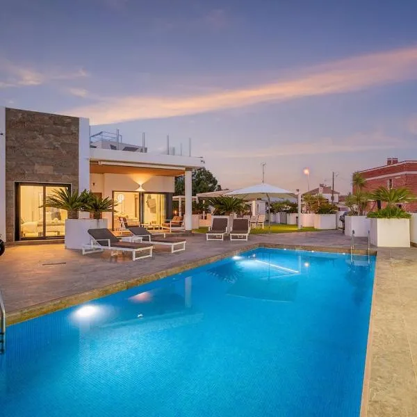 Villa Sol, hotel in Orihuela Costa