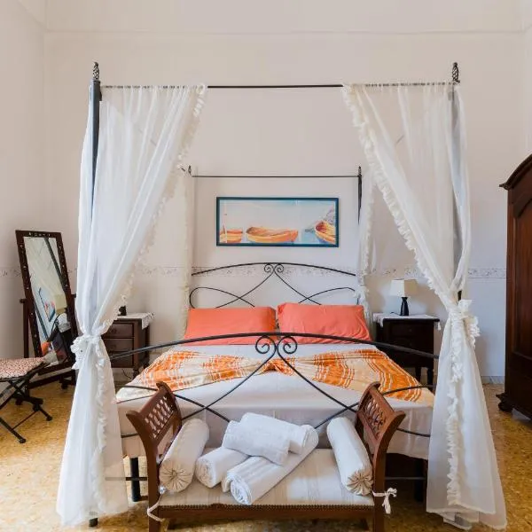 Piazzetta San Giovanni Specchia, hotel a Specchia