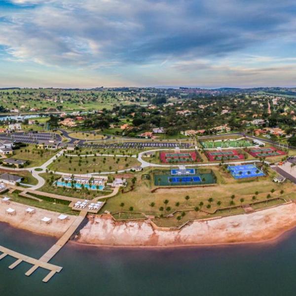 Riviera de Santa Cristina XIII | Casas Exclusivas na Represa