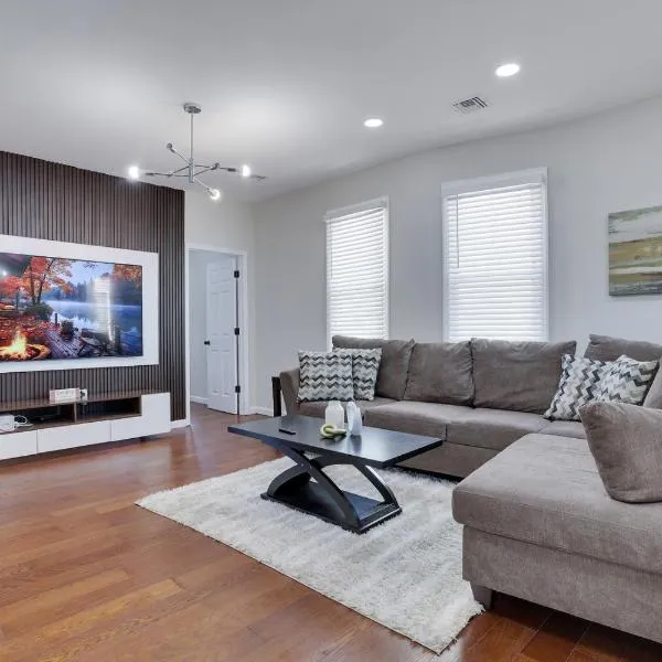 Spacious 4BR Newark Home – Family & Comfort, hotelli kohteessa Newark
