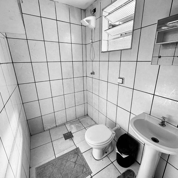 Casa de fundo aconchegante 4 solteiros ou 5 se 2 pessoas na casal - Foto 4