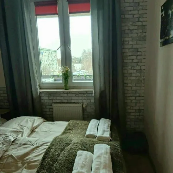 Przytulny apartament blisko jeziora, hotel sa Szczecinek