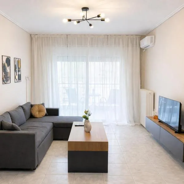 Apartment with Free Parking in the Building, hotel a Larisa