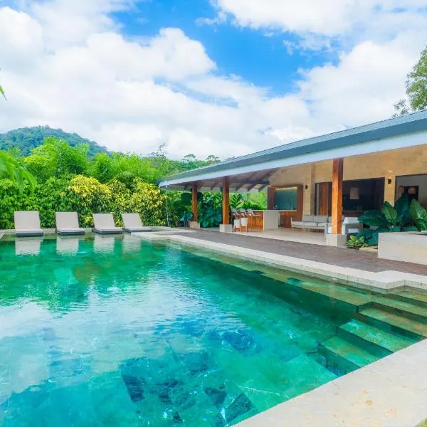 Chachagua Rainforest Hotel & Hot Springs, hotel u gradu Fortuna