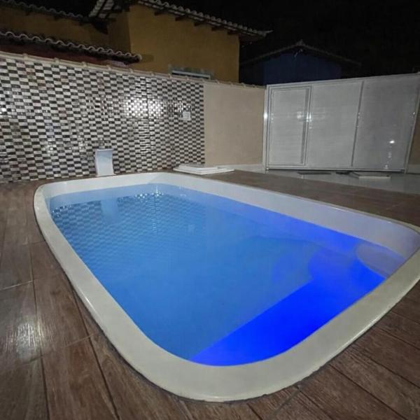 Casa com piscina a 800 metros da praia em Unamar Cabo Frio
