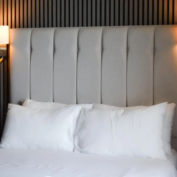 Nomi Rooms & Restaurant, מלון בבנגור