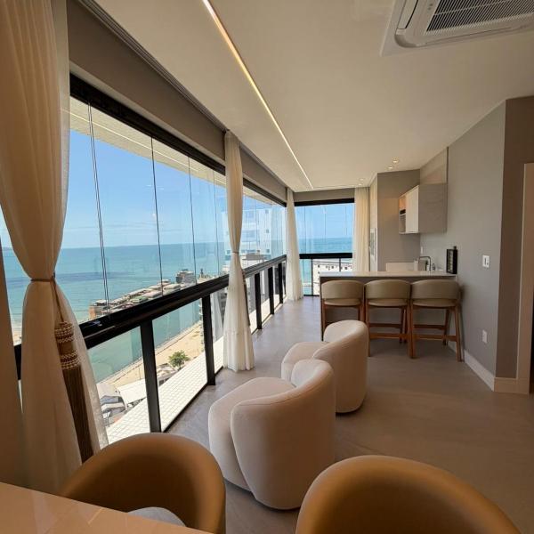 Apartamento Alto Padrão com Vista para o Mar
