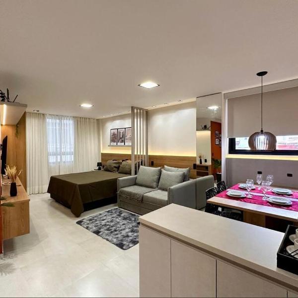 Preço Especial Centro Studio Completo para 4 pessoas com maleiro, Sauna, Wifi, Ar Condicionado e Metrô a 5min
