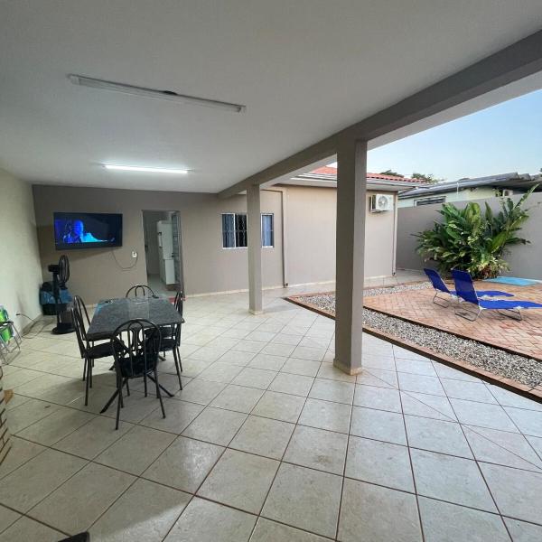 Casa Iguaçu, com piscina e churrasqueira
