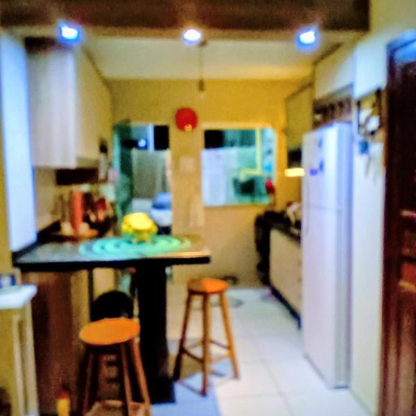 Quarto confortável em residência, 3km Aeroporto, próx Praias, Beto carrero, e Garagem - Foto 4