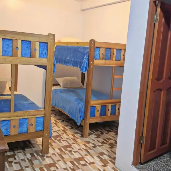 Aguilar Apaza shared Room, Hotel in Machu Picchu