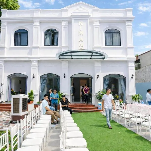 Kim Anh Hotel, hotel i Yên Bái