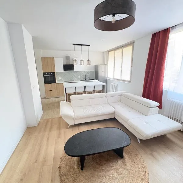 Spacieux appartement quartier Coty, hotelli kohteessa Le Havre