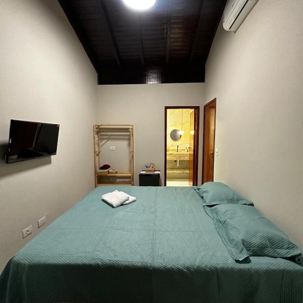 Charming en-suite 200 meters from Itaguá Beach