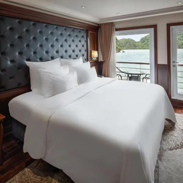 Paradise Elegance Cruise Halong, Hotel in Hạ Long