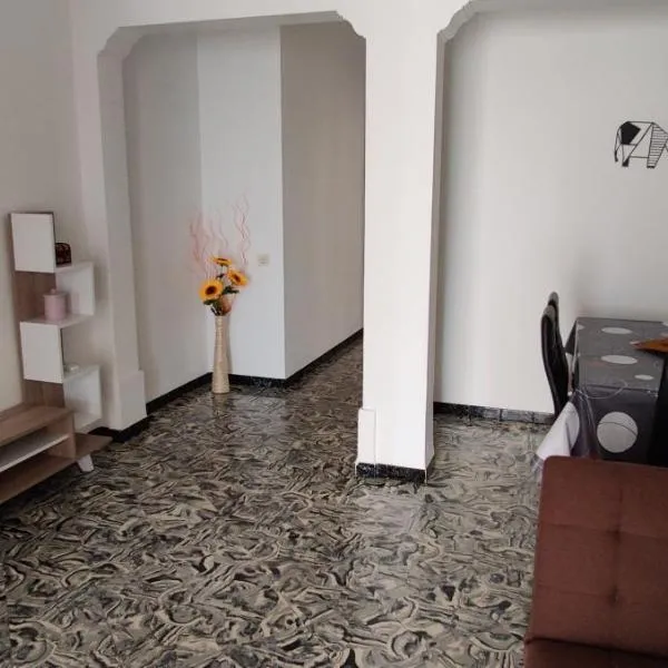 Apartamento Costa Brava con Wifi y Playa Barcelona, hotel i Malgrat de Mar