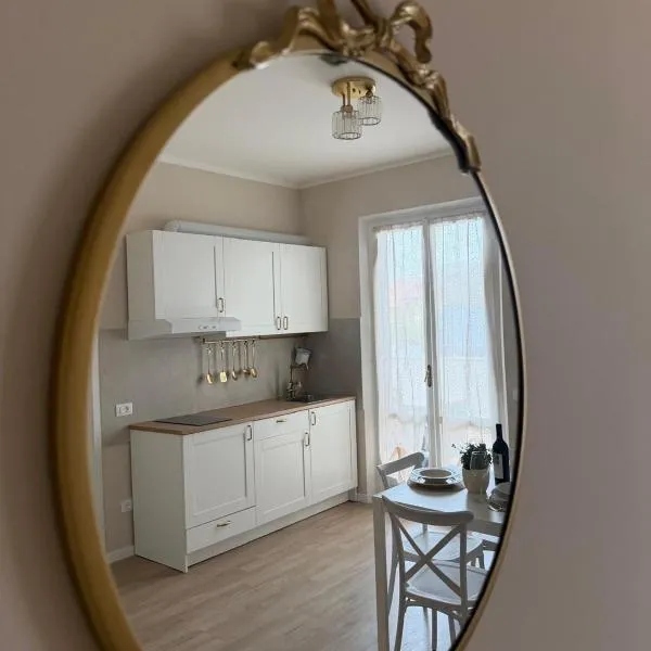 NiDo apartment in Sirolo, хотел в Сироло