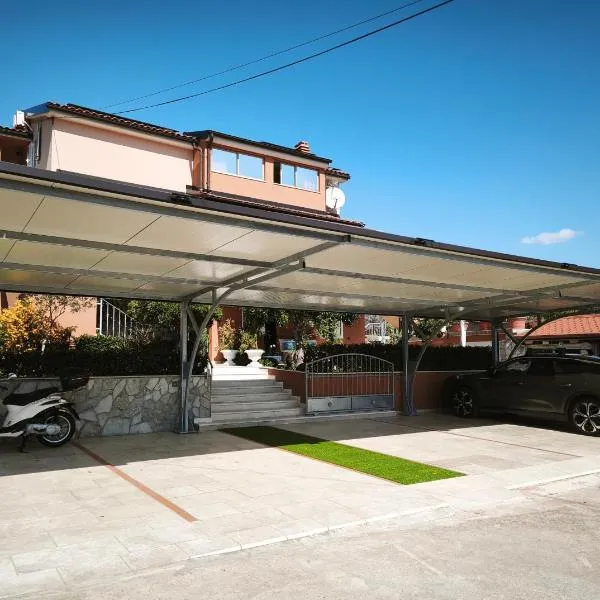 Apartments Vodaric, hotel din Cres