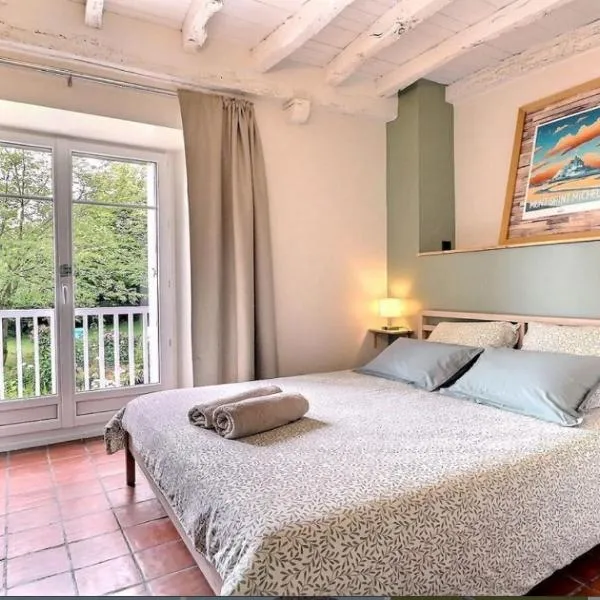 Maison d'hôtes KerCalow, Chambres d'hôtes, מלון בPleine-Fougères