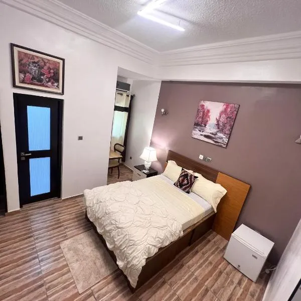 Hôtel YABISSO, hotel in Lomé