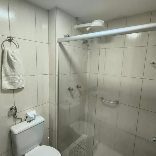 Apartamento térreo a 300 metros da praia de Itacimirim com piscina e jardim - Foto 3