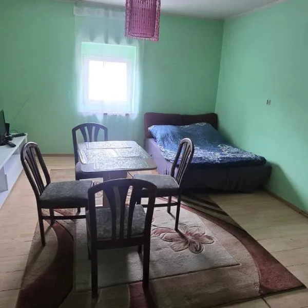 Mieszkanie dla firm w centrum Ząbkowic Śląskich, hotel in Ząbkowice Śląskie