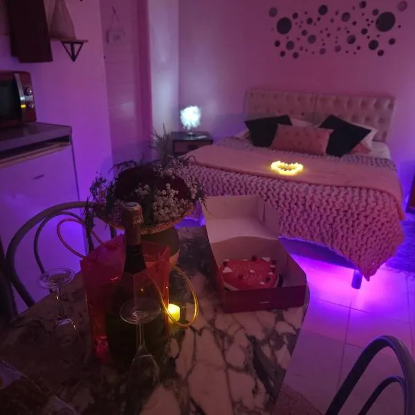 Week-end romantique avec spa privatif au cœur de la nature, khách sạn ở Ardentes