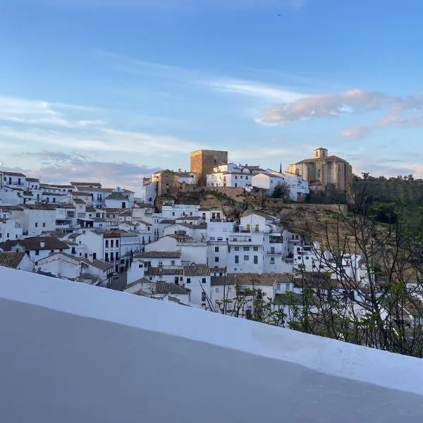 Casa Hay que Vivir el Momento, hotel sa Setenil