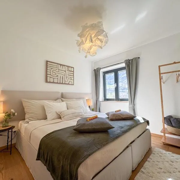 Casita3922, Tor zu Zermatt, Saas-Fee und Visp, Work and Chill Apartement - Nähe Lonza, Free Parking, Hotel in Stalden