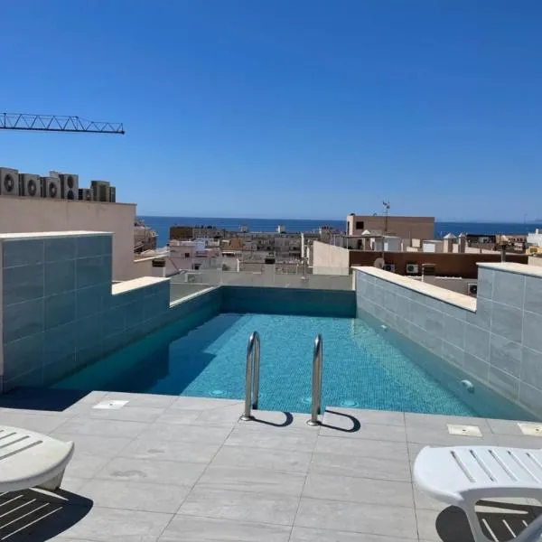 Apartament - center of Torrevieja close to the sea, hotel di Torrevieja
